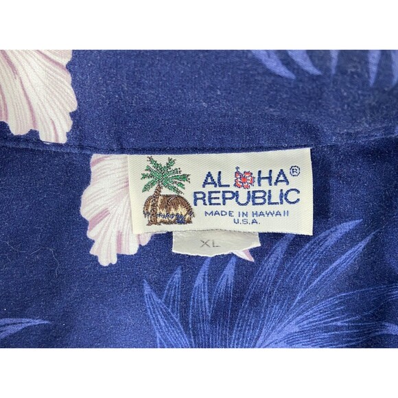 Aloha Republic Men XL Blue Hawaiian Shirt Floral Palm Casual Beach - Picture 6 of 9